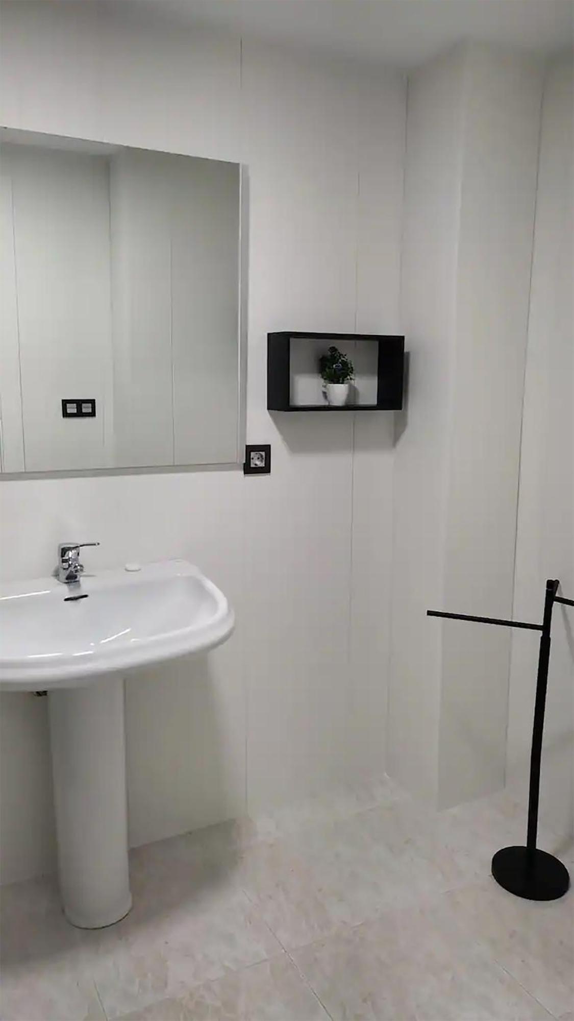 Apartamento Con Balcon Cerca Del Centro Castellon de la Plana Luaran gambar